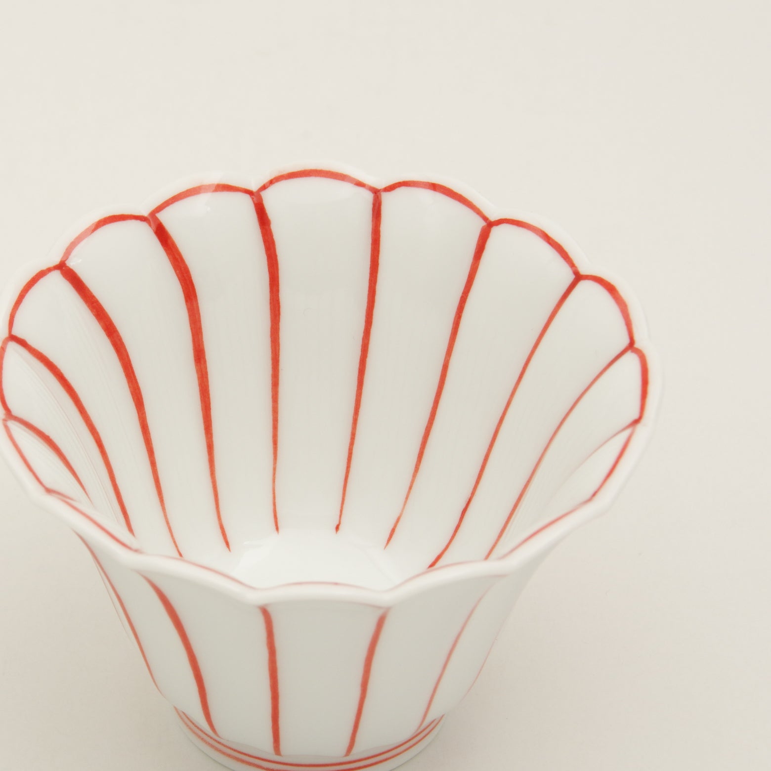 有田焼 薄渕 菊割小鉢(小/赤) 8.5cm Ojiyama Studio1156