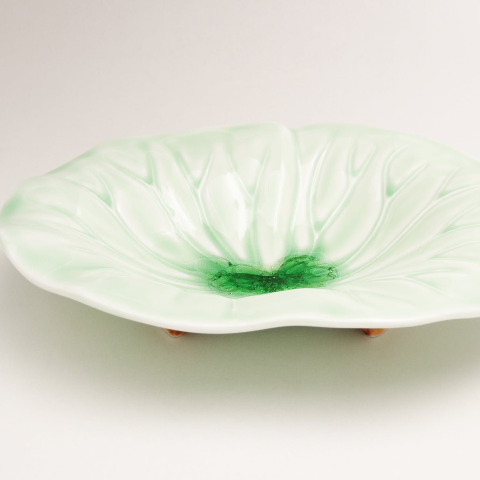 波佐見焼 ヒワ ビードロたまり フキの葉向付 22cm Korin Studio1156