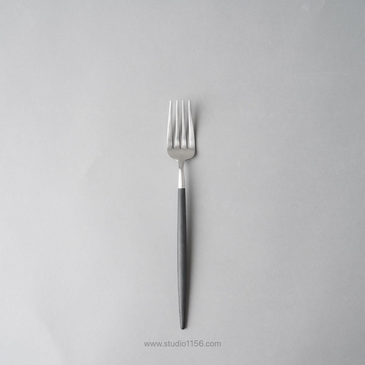 Cutipol GOA / クチポール ゴア (シルバー×ブラック) デザートフォーク Cutipol Studio1156
