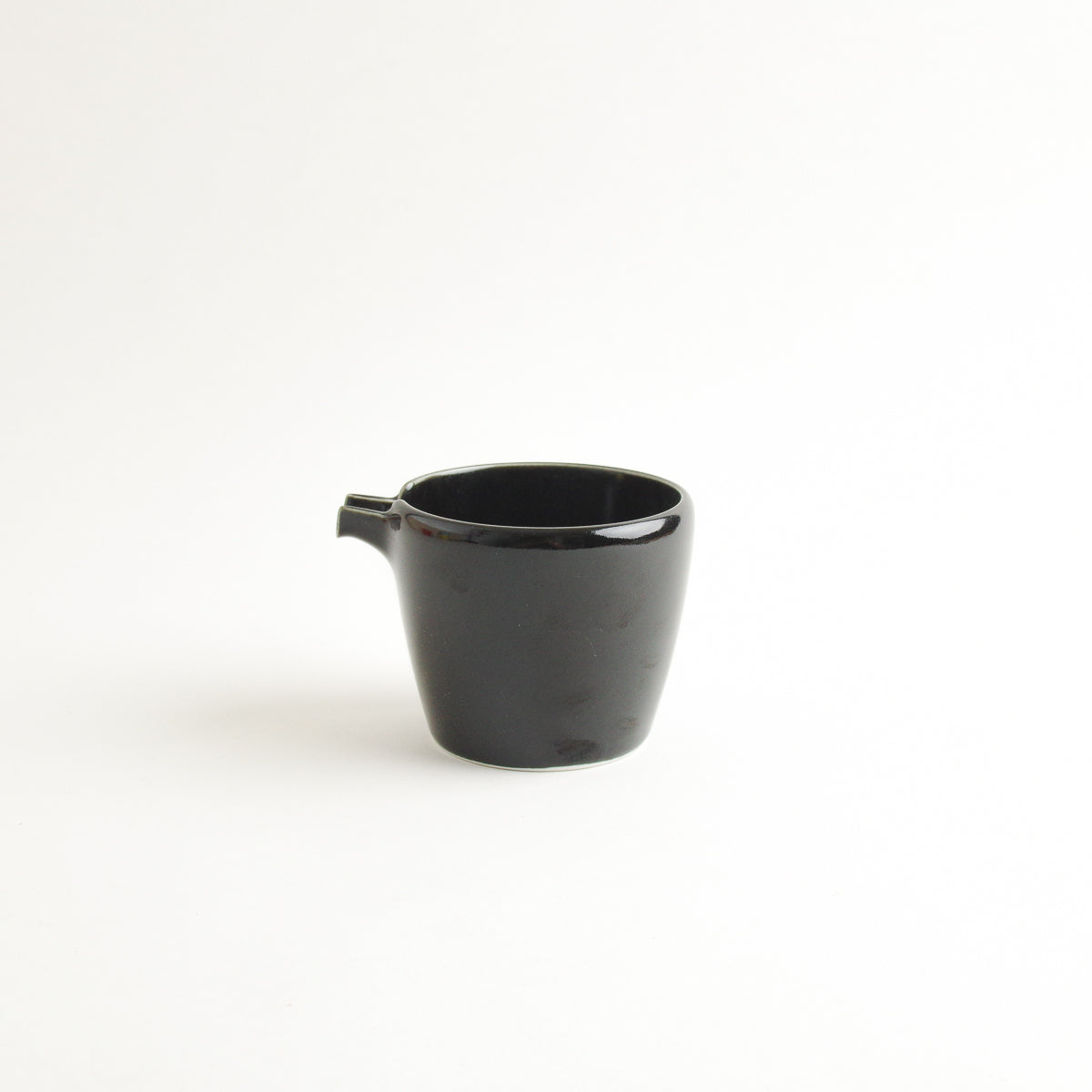 有田焼 片口ポット(L) カラフルシリーズ 180ml 黒マット Denpei Studio1156