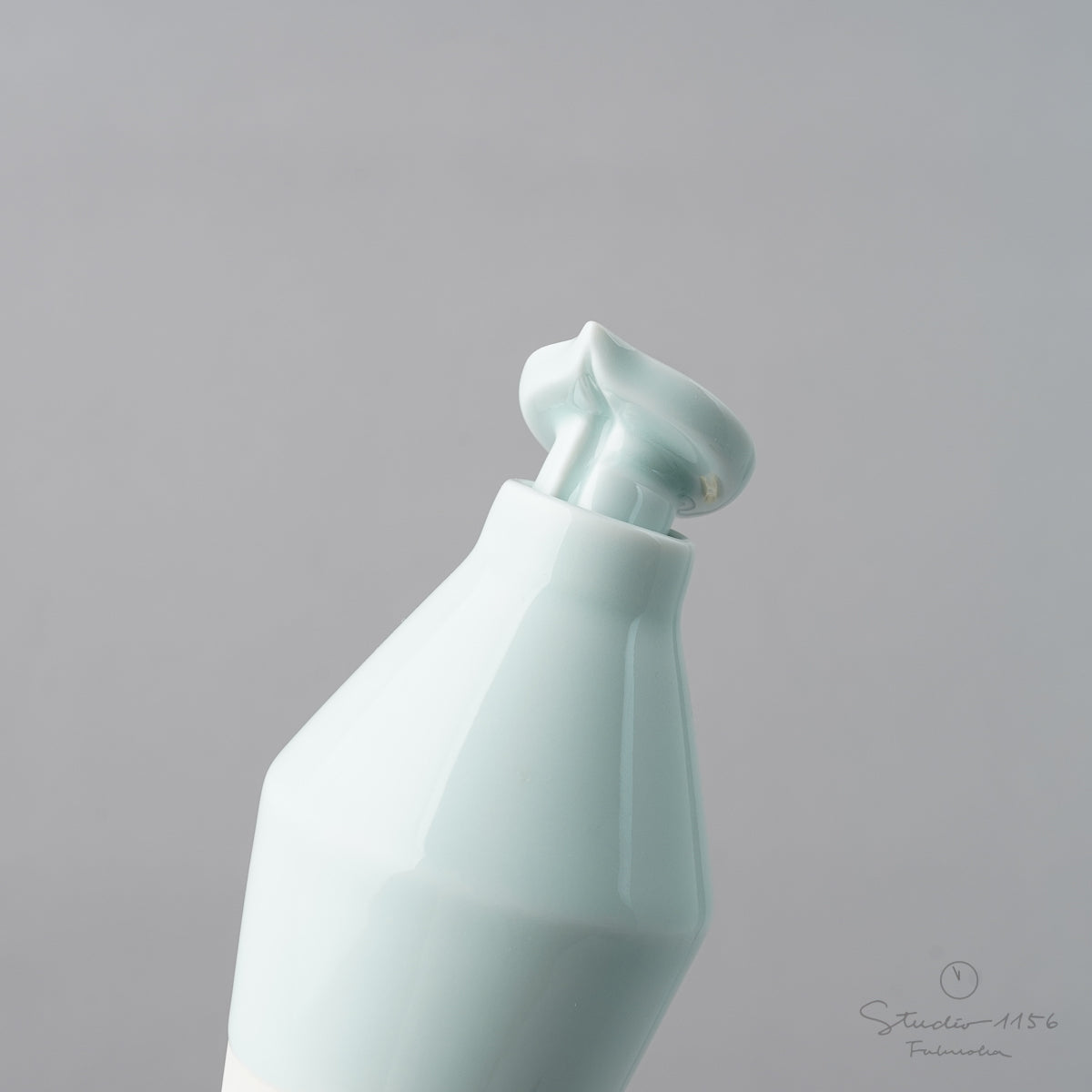 波佐見焼 es soy pot (L) 醤油さし 100ml essence Studio1156