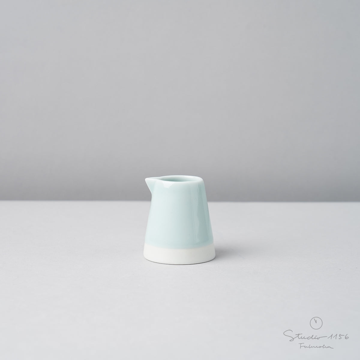 波佐見焼 es creamer (S) ミルクピッチャー 25ml 青磁釉 essence Studio1156