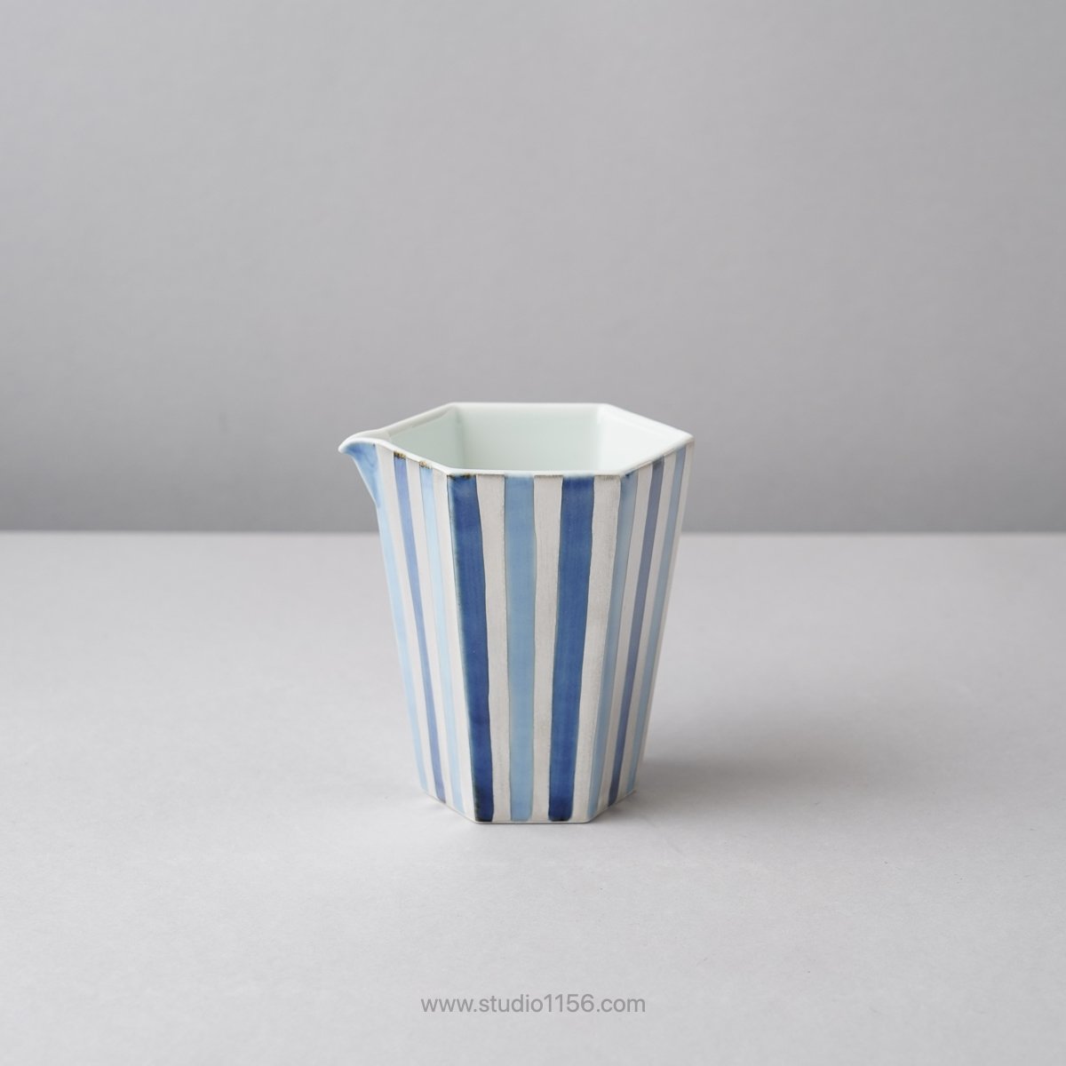 有田焼 銀彩染付 六角片口酒器 200ml 銀彩染付 十草 Fukuju Studio1156