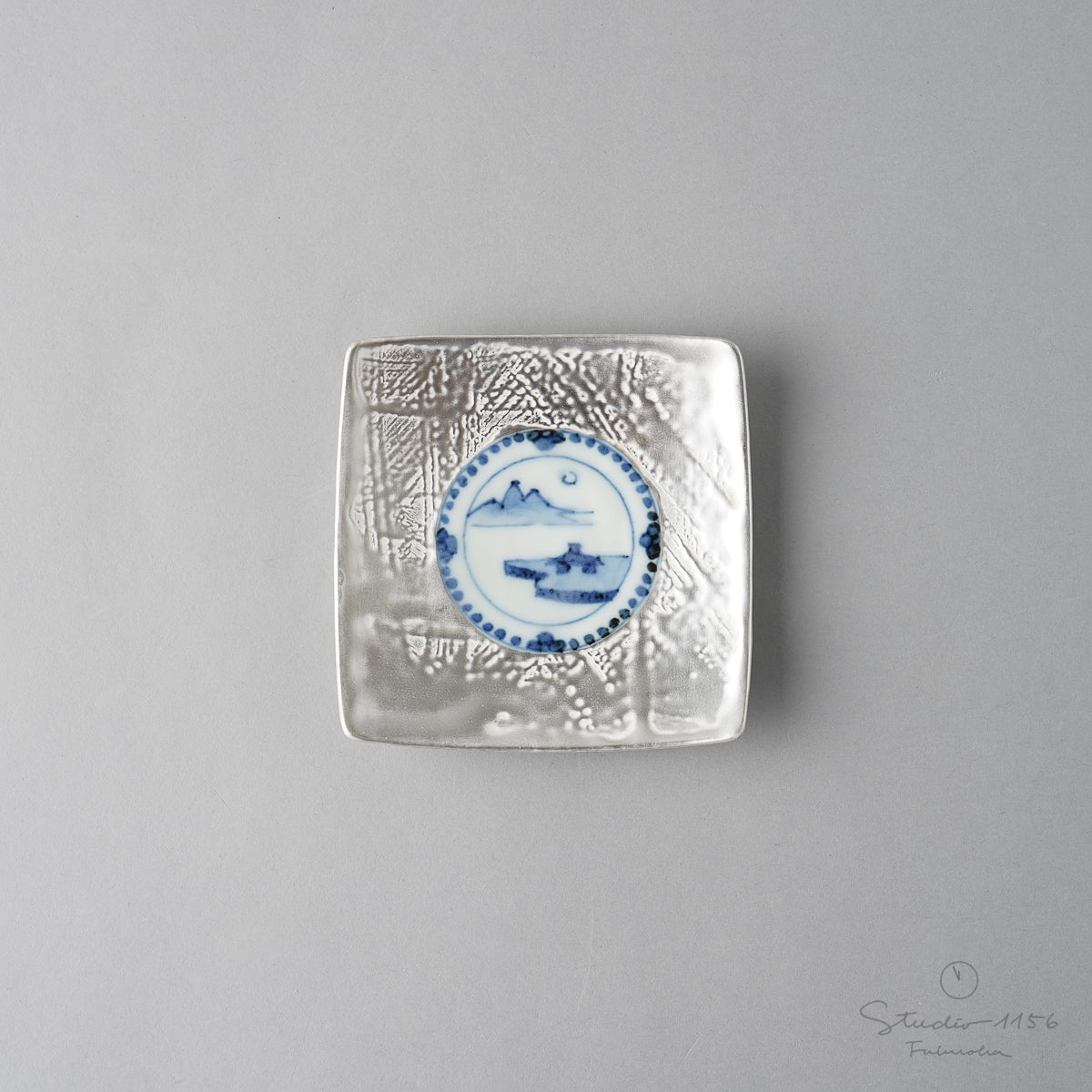 有田焼 銀彩染付(豆皿絵) 角小皿 9cm 山水画 Fukuju Studio1156