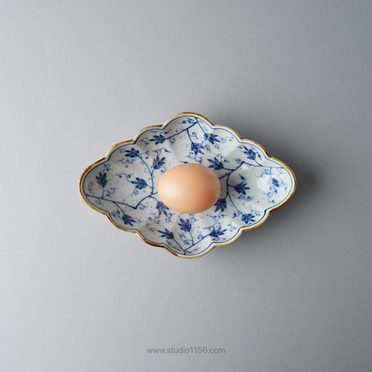 有田焼 染付 菊菱型向付 中鉢 18cm Fukusen Studio1156