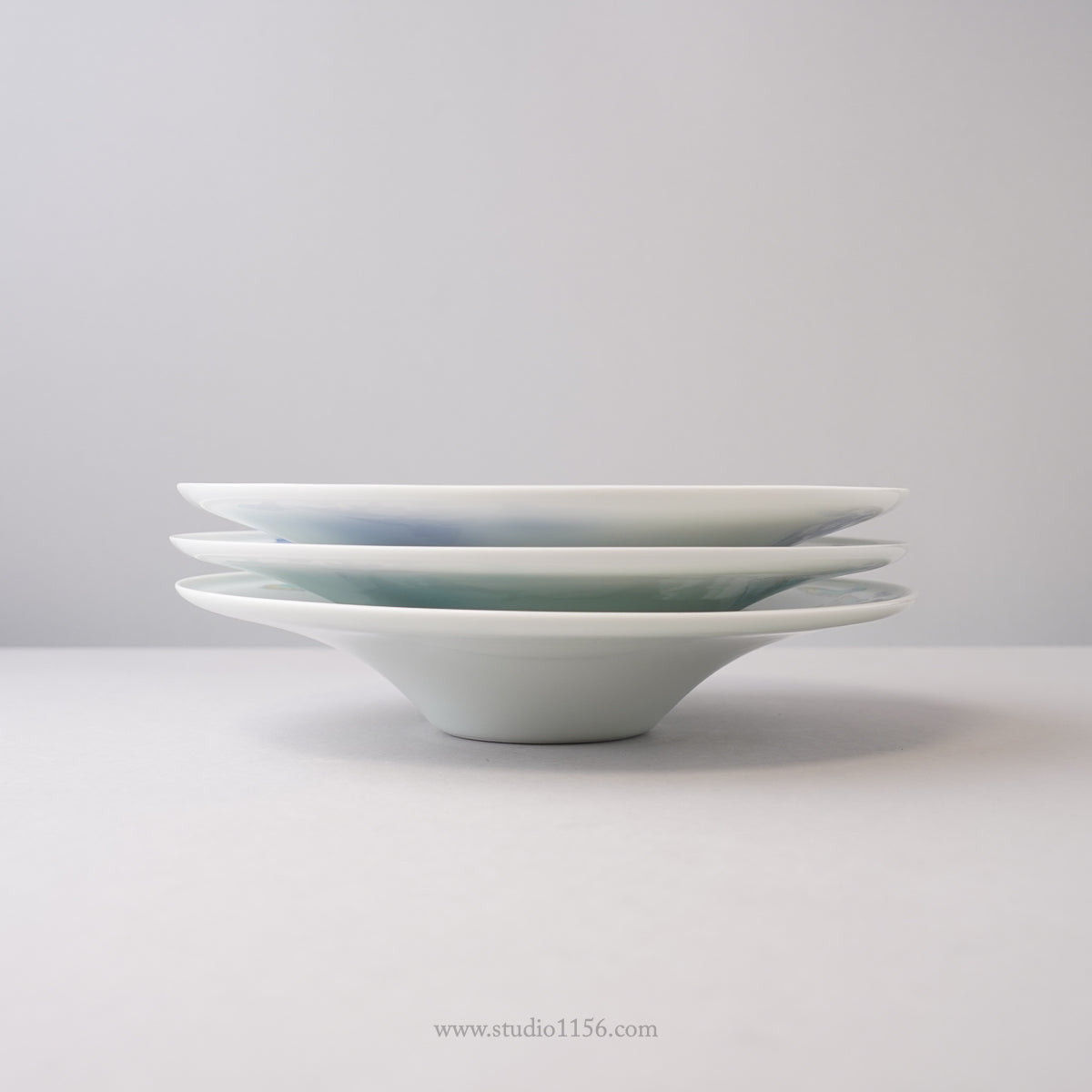 伊万里焼 ハット型リムボウル(L) 24.5cm Hataman Studio1156