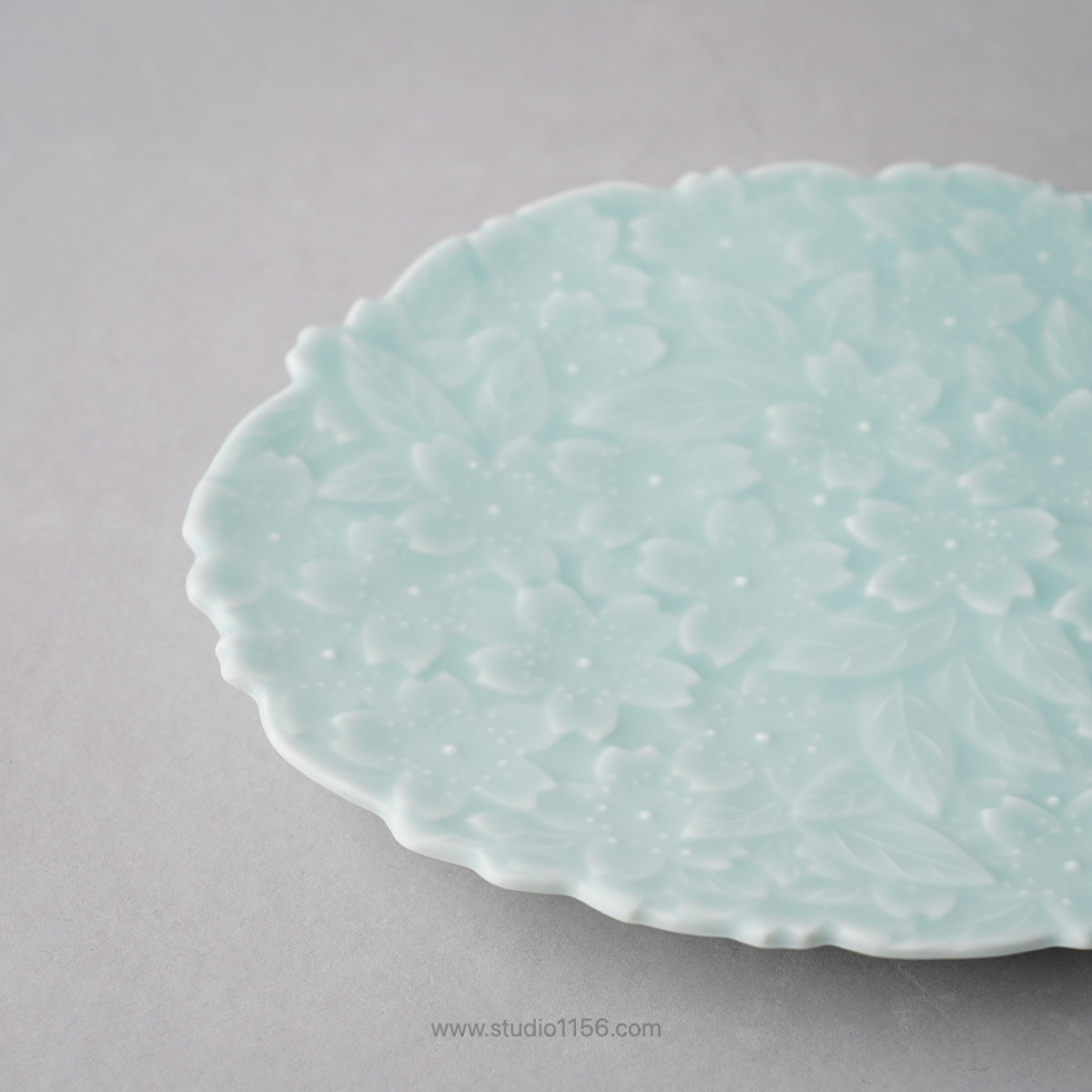 伊万里焼 モイスト 桜尽くし銘々皿 17cm Hataman Studio1156