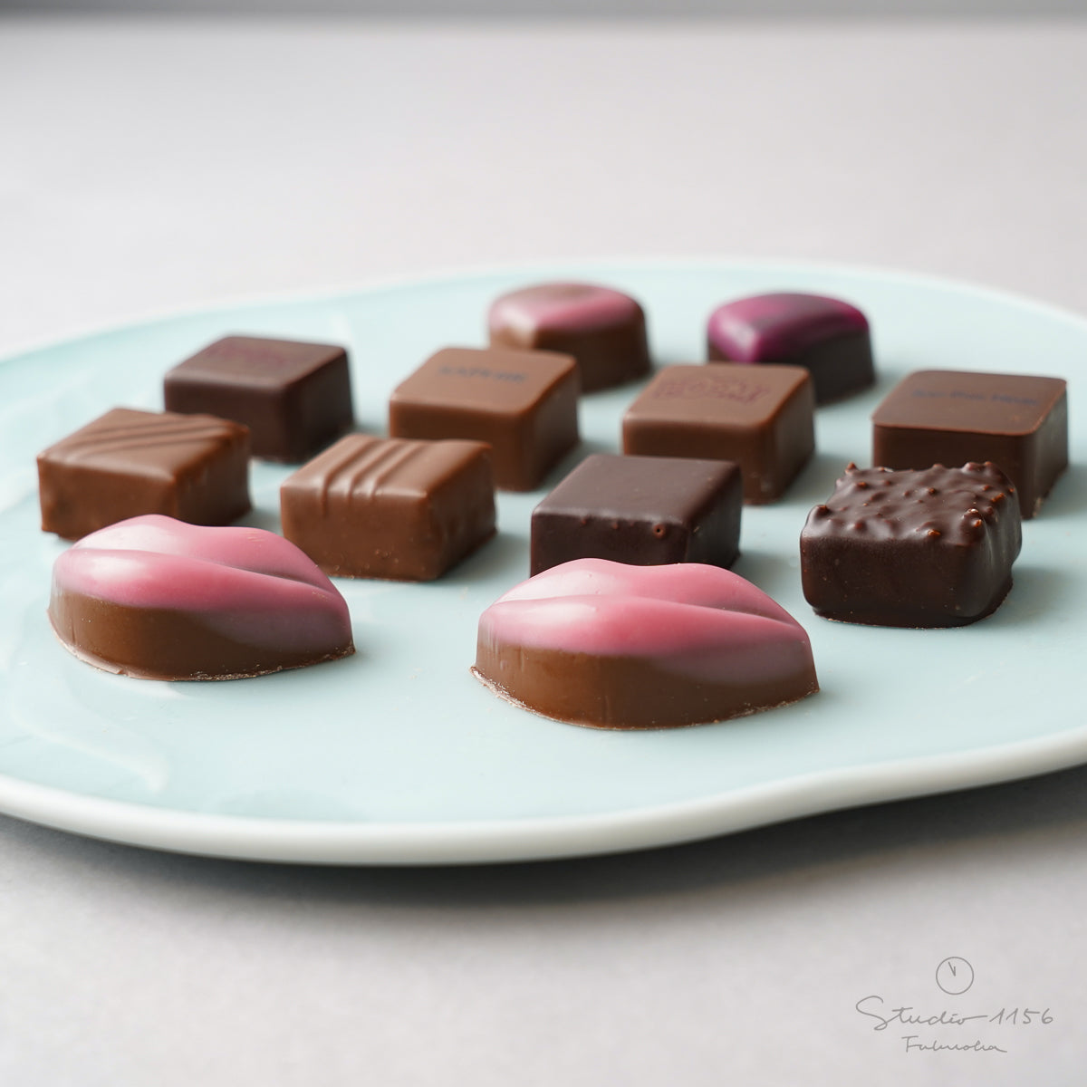 伊万里焼 モイスト 月下美人 木瓜型プレート 24cm Hataman Studio1156