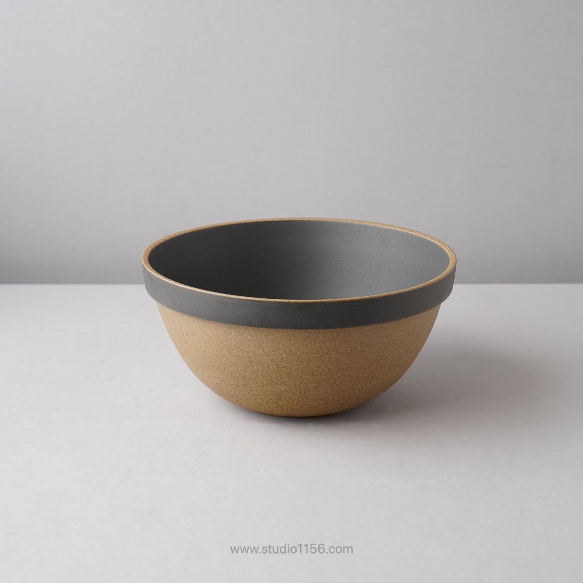 波佐見焼 HASAMI PORCELAIN ORIGINAL ディープラウンドボウル(M) 18.5cm Black(HPB047) HASAMI PORCELAIN Studio1156