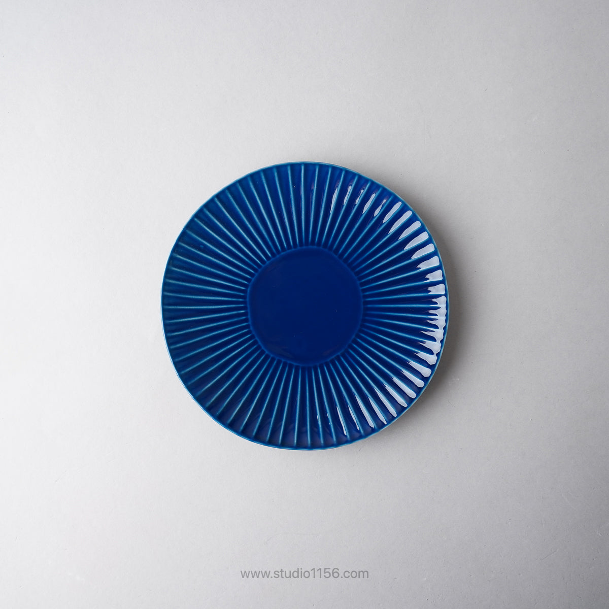 波佐見焼 Shinogi しのぎプレート(M) 18cm 瑠璃 Ichiryu Studio1156