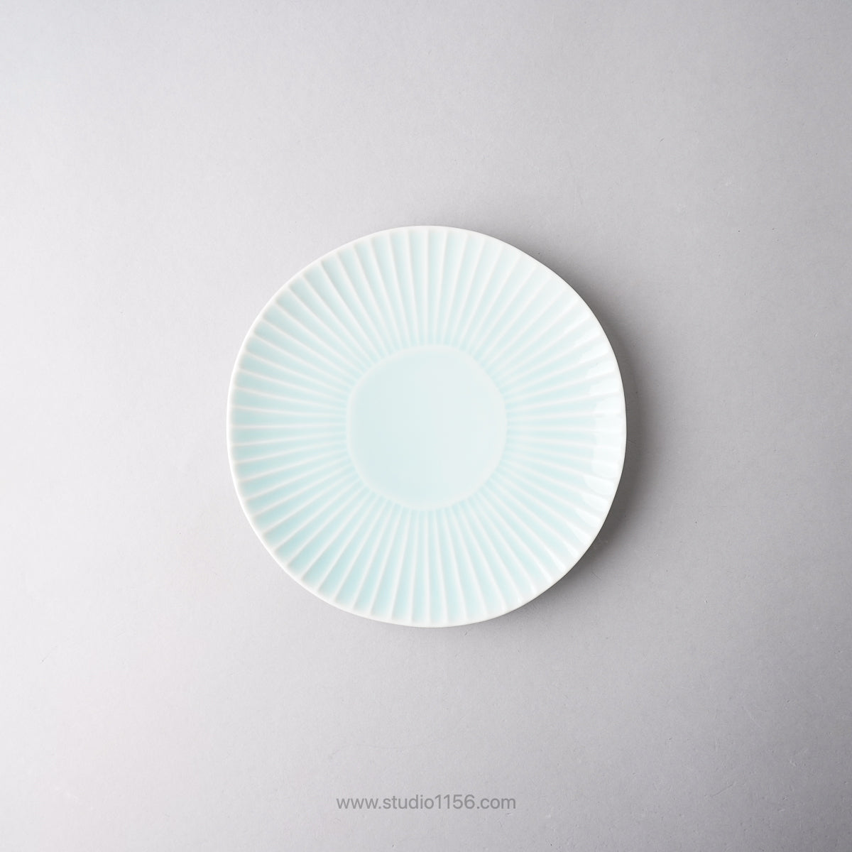 波佐見焼 Shinogi しのぎプレート(M) 18cm 青白磁 Ichiryu Studio1156