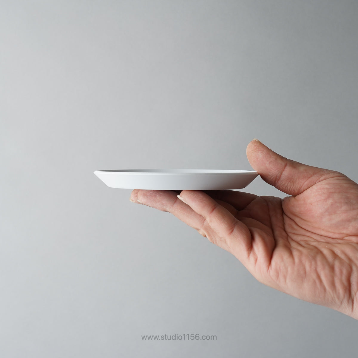 有田焼 ラウンドプレート グレー / TY Round Plate Plain Gray 1616 / Arita Japan Studio1156