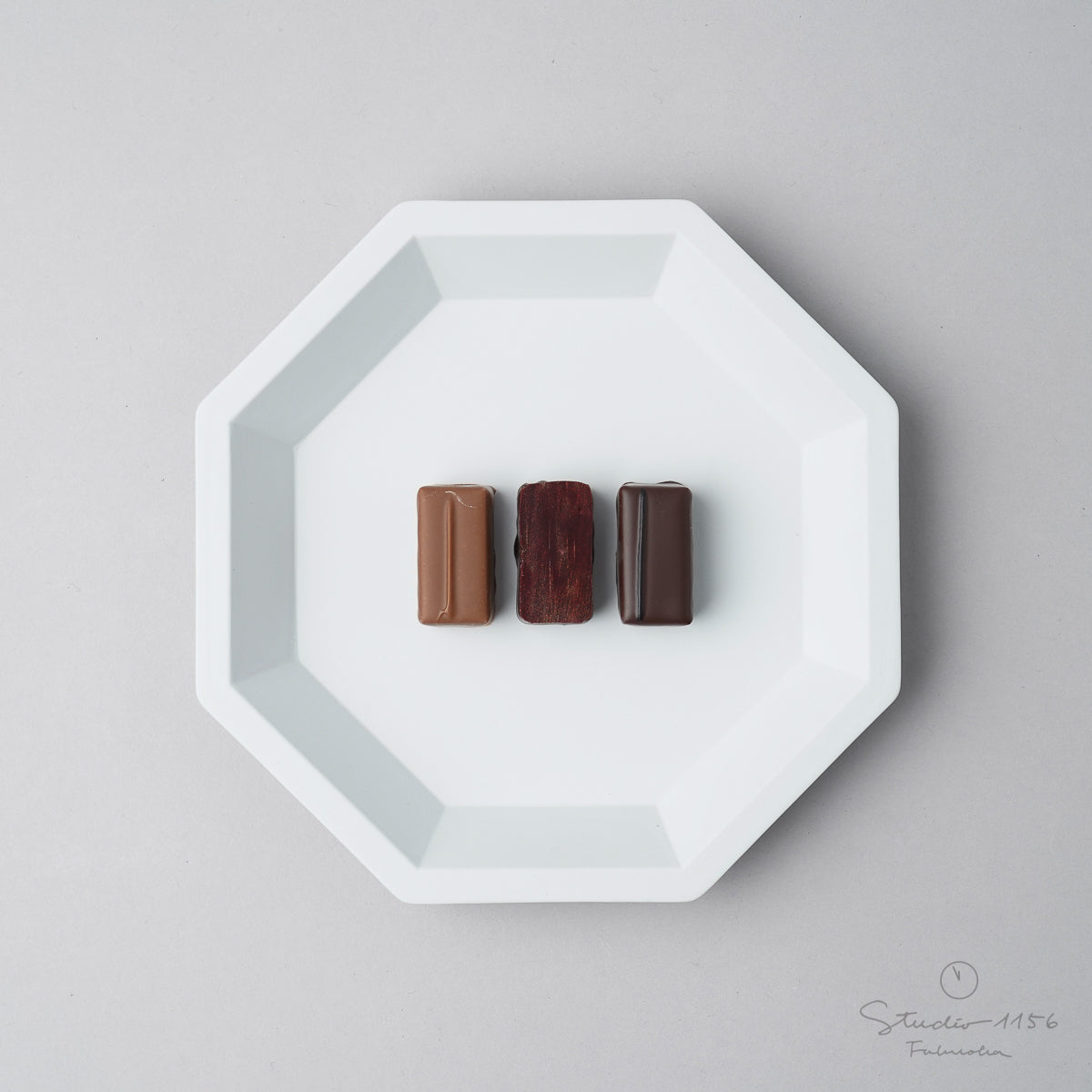 有田焼 TY "Standard" Anise plate Grey 150/220 1616 / Arita Japan Studio1156