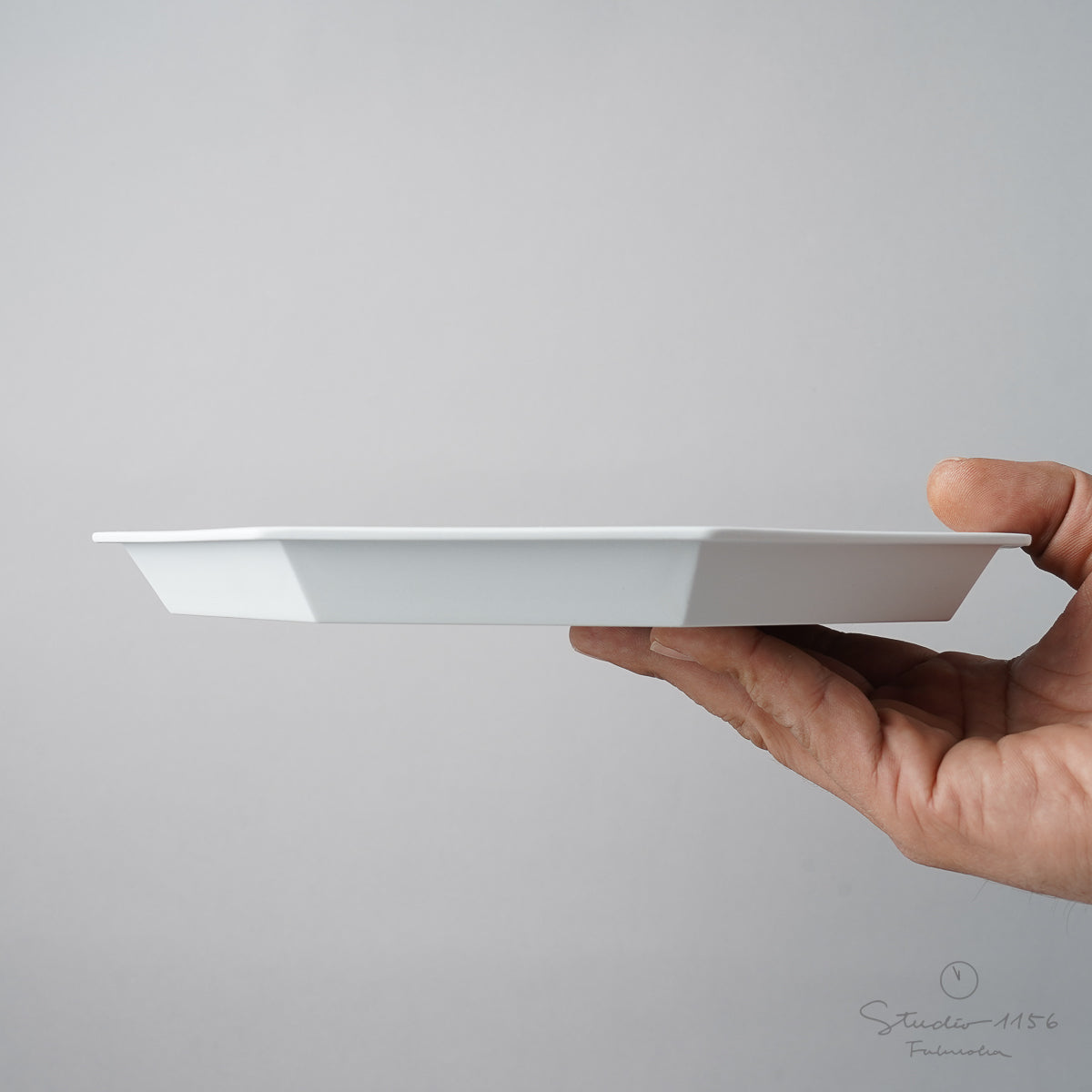 有田焼 TY "Standard" Anise plate Grey 150/220 1616 / Arita Japan Studio1156