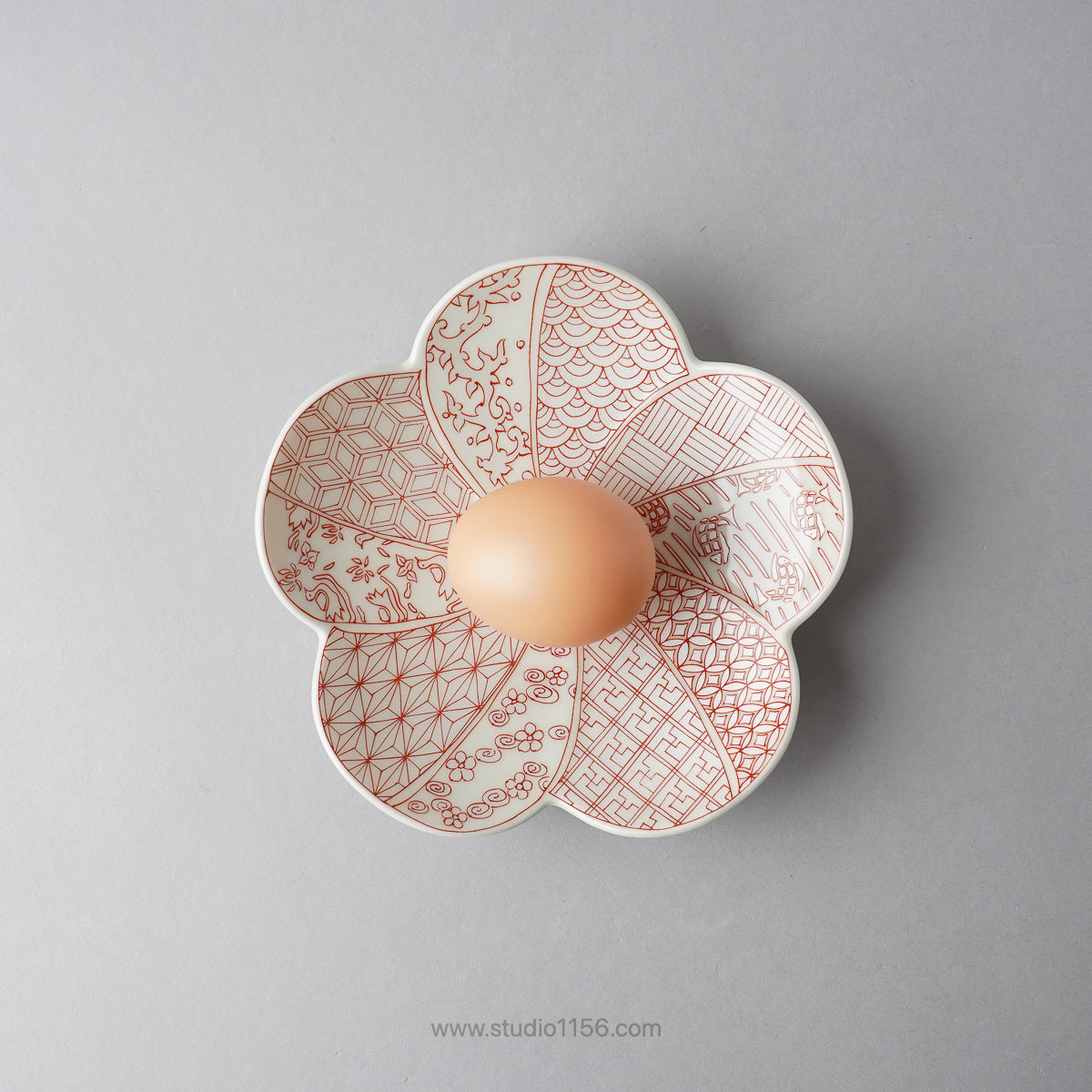 有田焼 梅形銘々皿 15cm Kouraku Studio1156