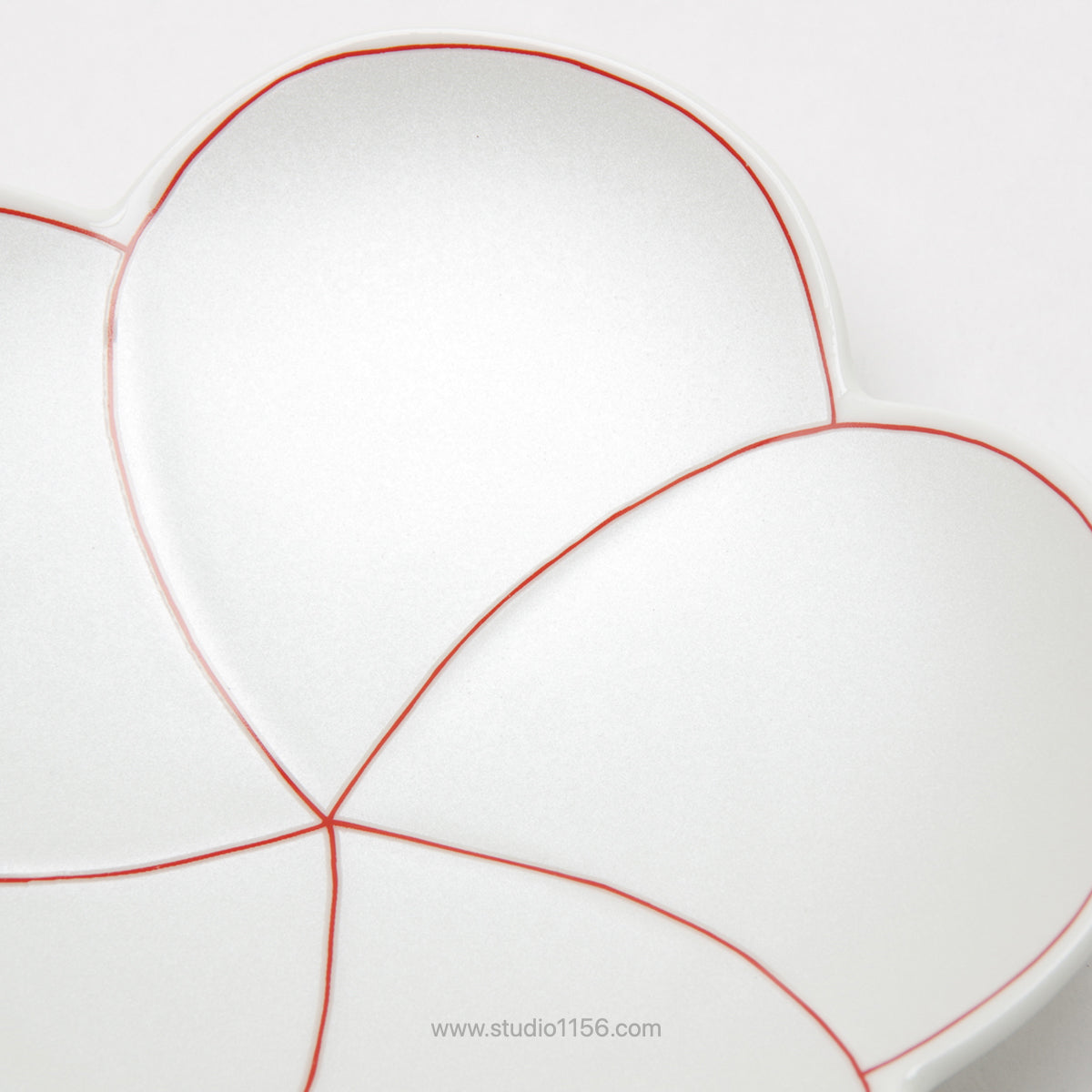 有田焼 梅形銘々皿 15cm Kouraku Studio1156