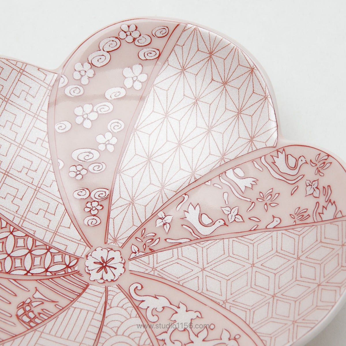 有田焼 梅形銘々皿 15cm Kouraku Studio1156