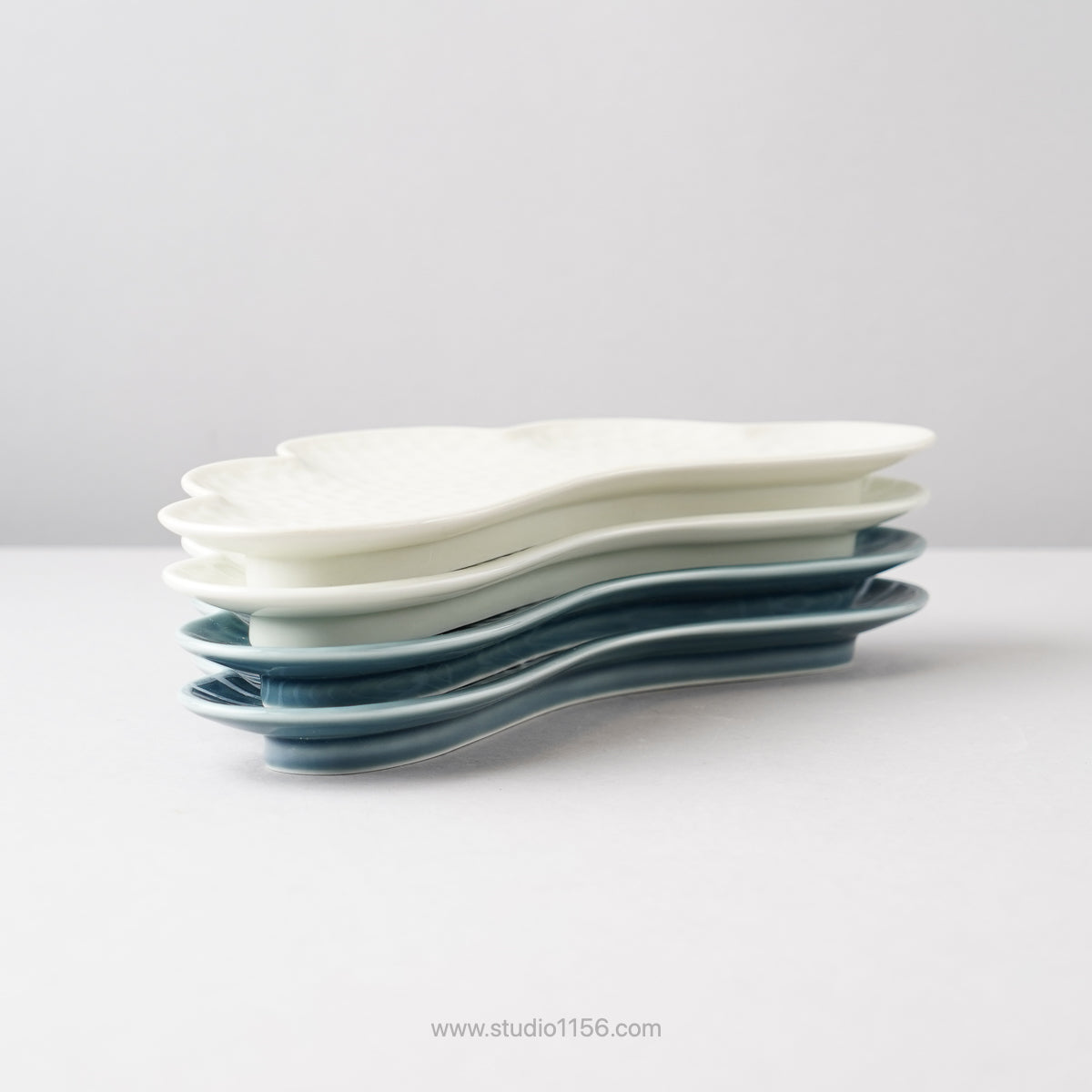 有田焼 松葉型前菜皿 26cm Kouraku Studio1156