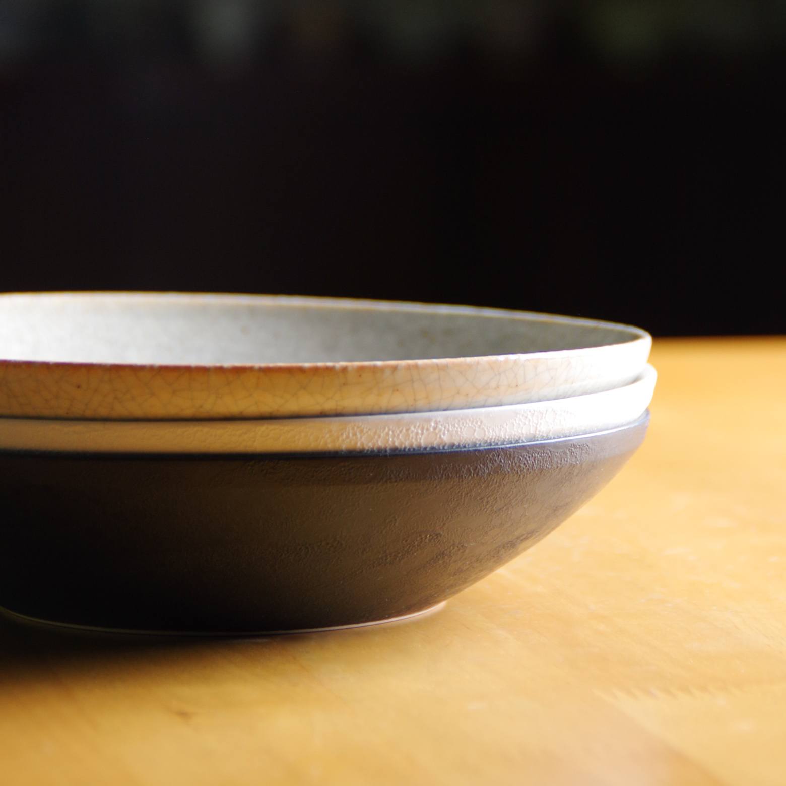 有田焼 frameボウル 18cm (黒泡化粧) Kichiemon Studio1156