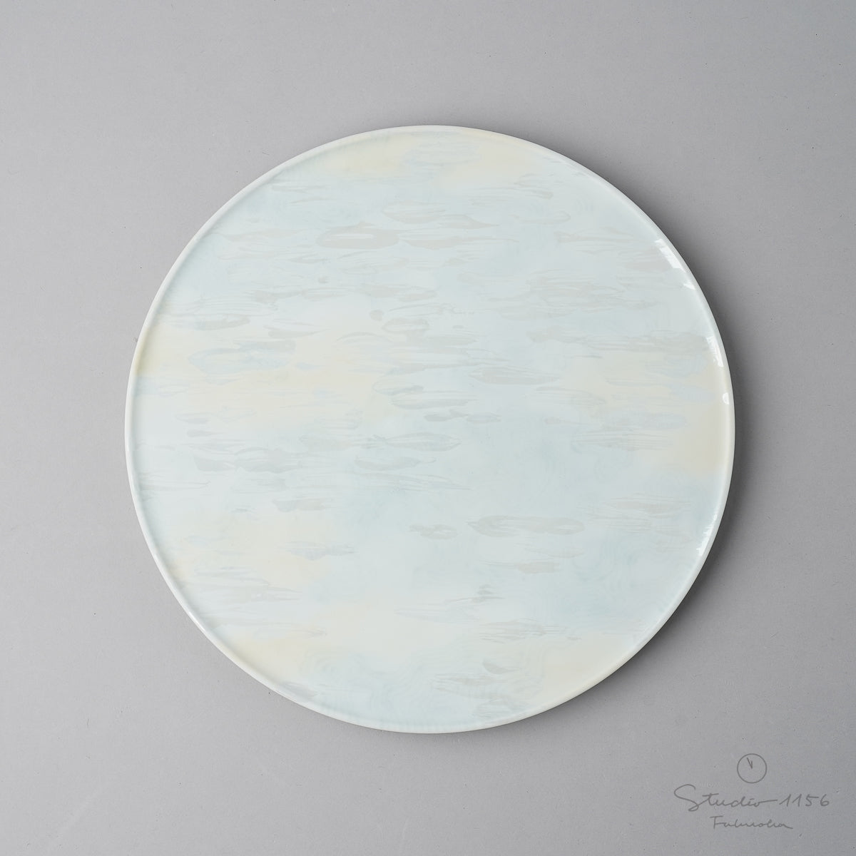 有田焼 釉彩光描 佳芳 プレート 23cm Mist Kichiemon Studio1156