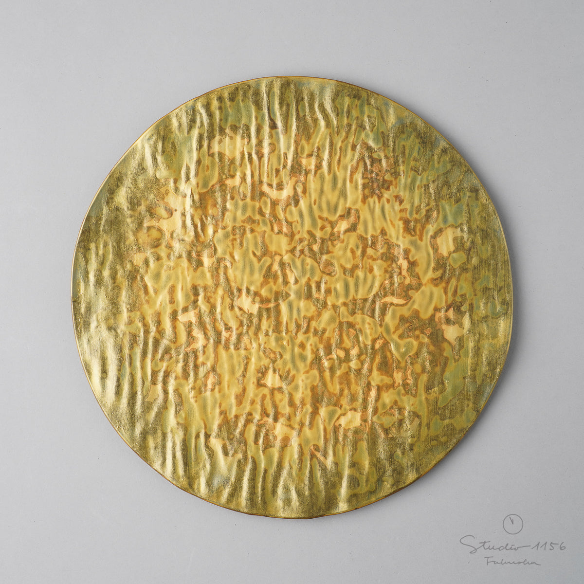 有田焼 リンクルプレート Round 23.5cm 雲金伊羅保 Kichiemon Studio1156