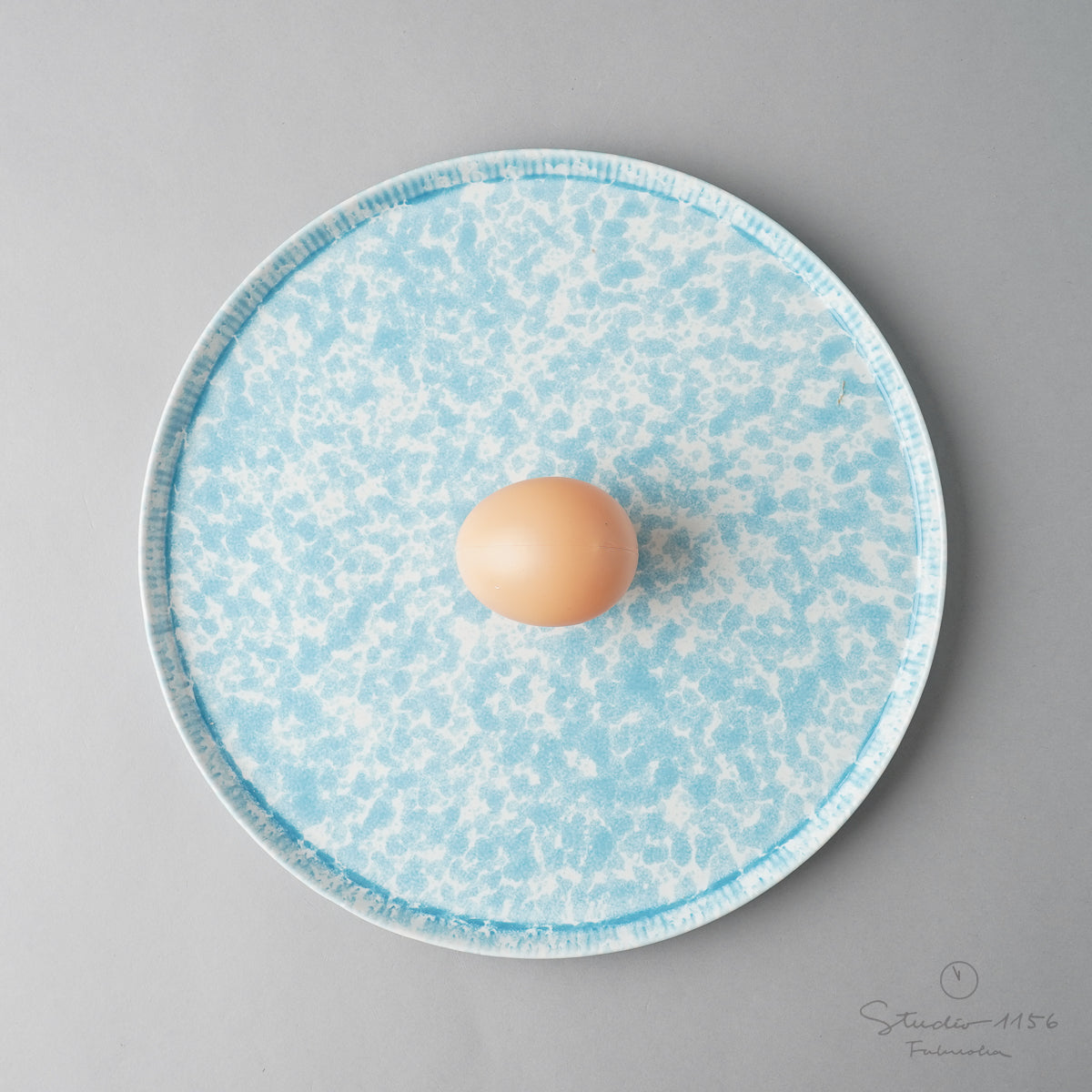有田焼 斑 Combo ラウンドプレート 24.5cm ブルーマット白斑 ARITA HASAMI JAPAN Studio1156