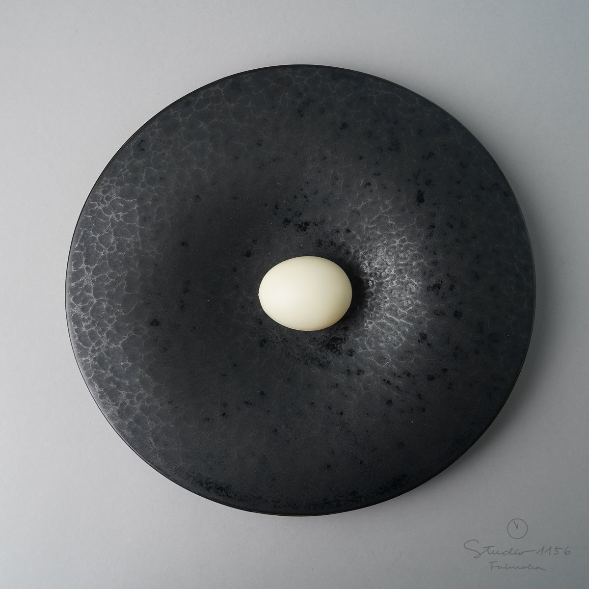 有田焼 オーバルパスタプレート 27.5cm 黒陶 Kanezen Studio1156