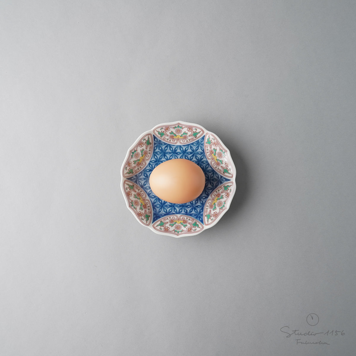 有田焼 色鍋島麻の葉地紋 桔梗縁小皿 11.5cm Kisen Studio1156