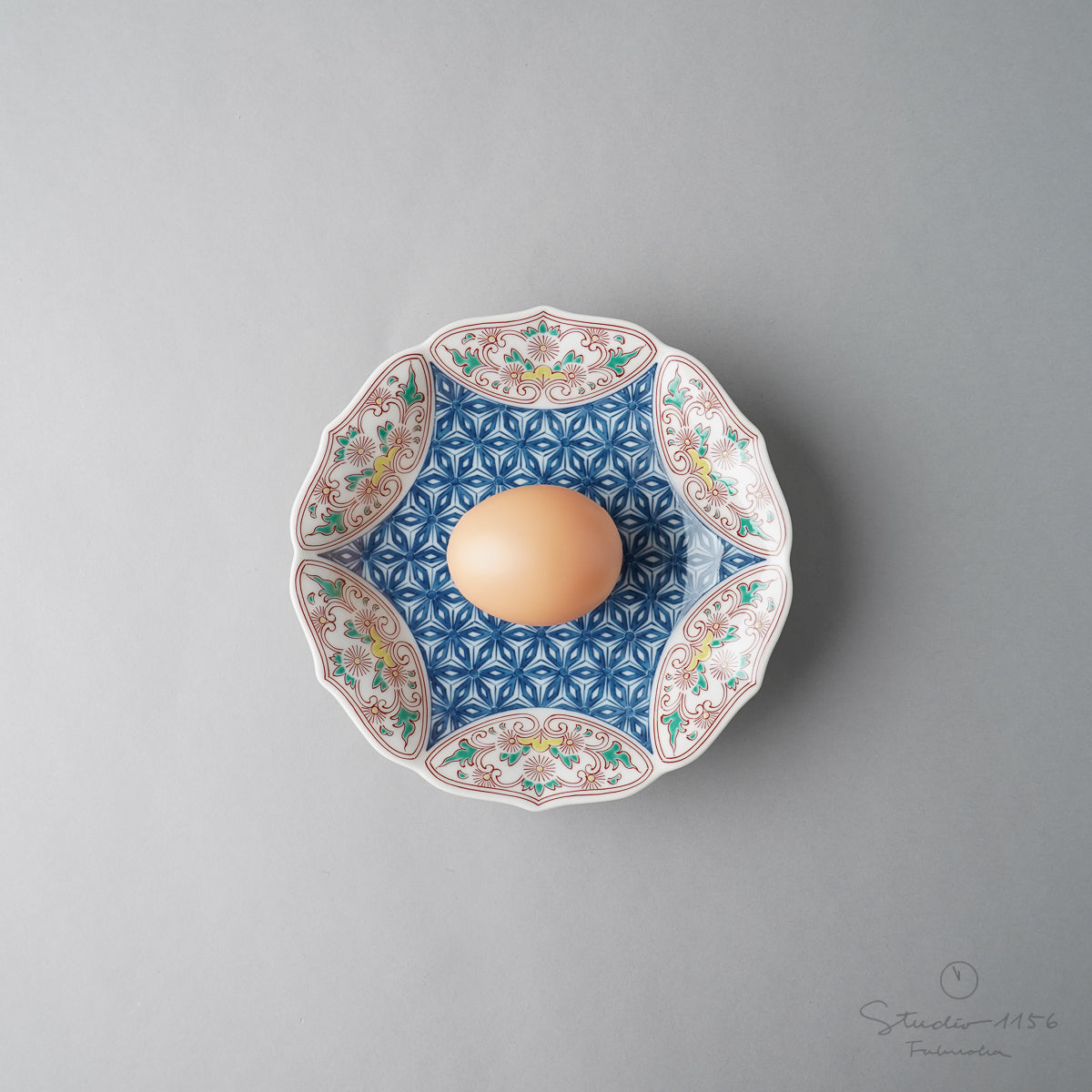 有田焼 色鍋島麻の葉地紋 桔梗縁 銘々皿 15.5cm Kisen Studio1156