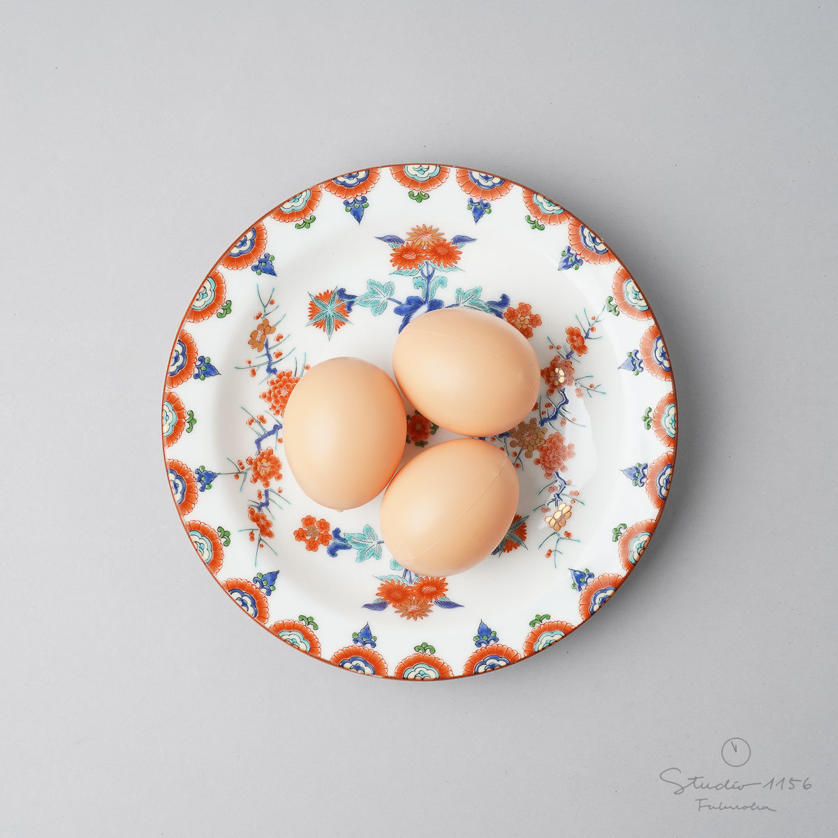 有田焼 色絵梅菊紋 和皿 18cm Kisen Studio1156