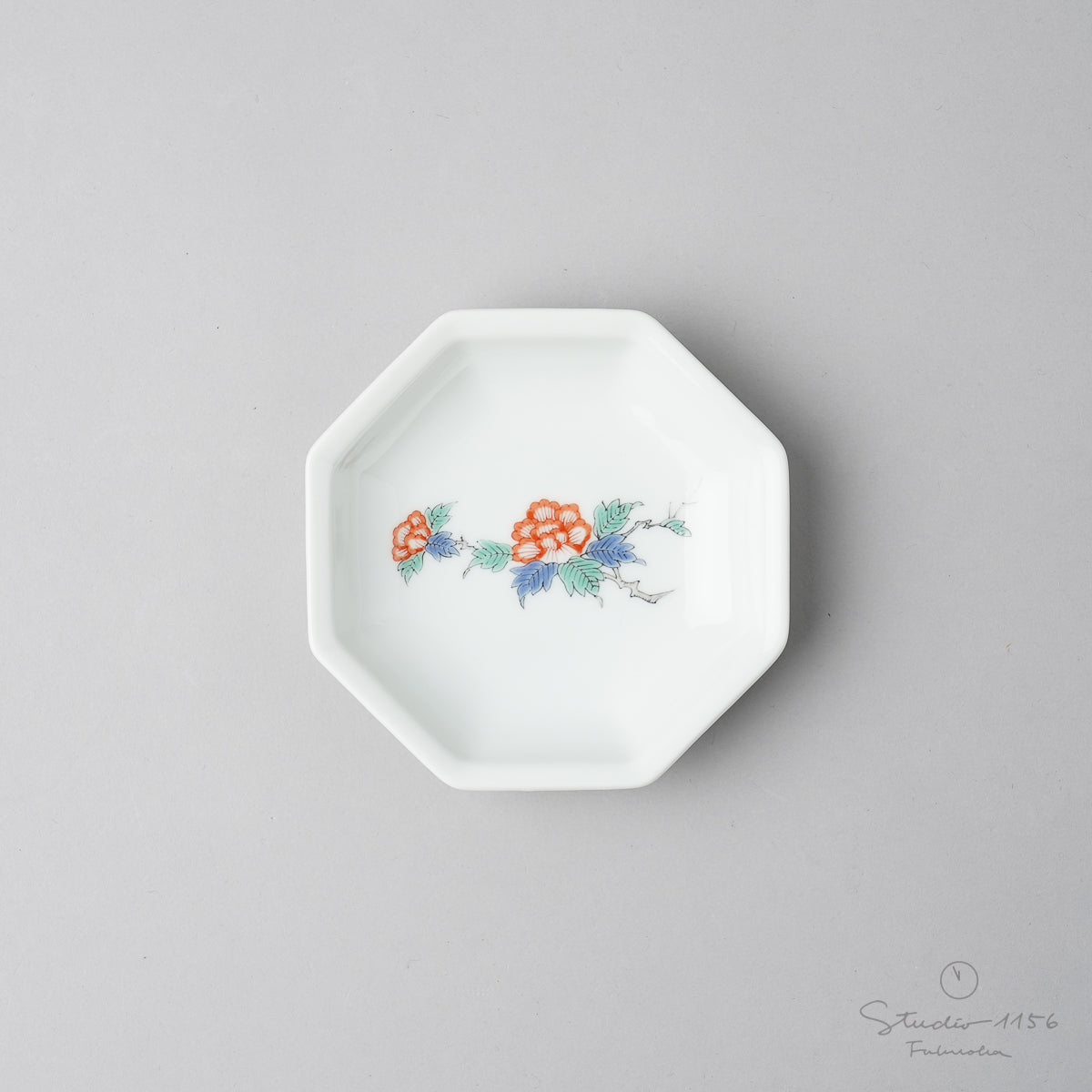 有田焼 柿右エ門写 八角小皿 10cm 牡丹 Ojiyama Studio1156