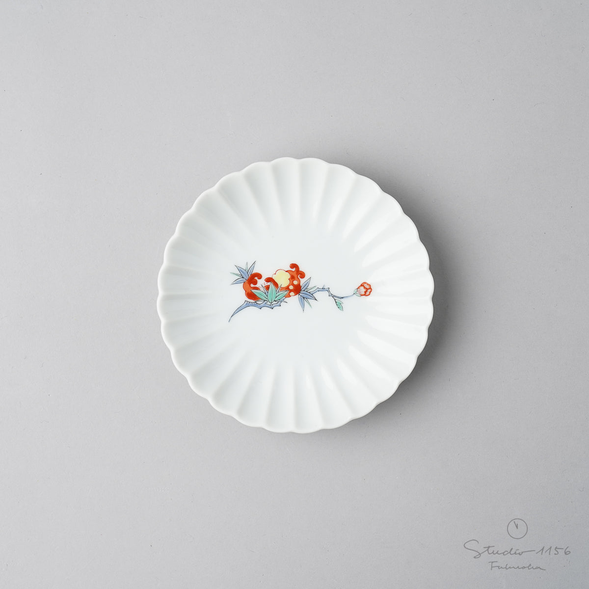 有田焼 柿右エ門写 菊型小皿 10.5cm 柘榴 Ojiyama Studio1156