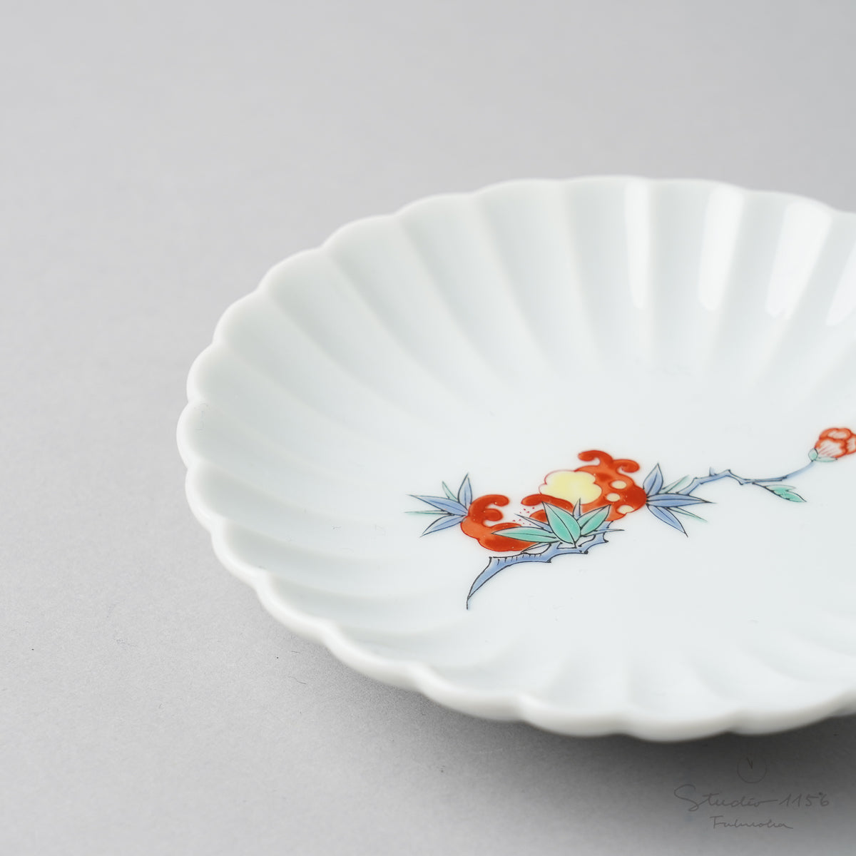 有田焼 柿右エ門写 菊型小皿 10.5cm Ojiyama Studio1156