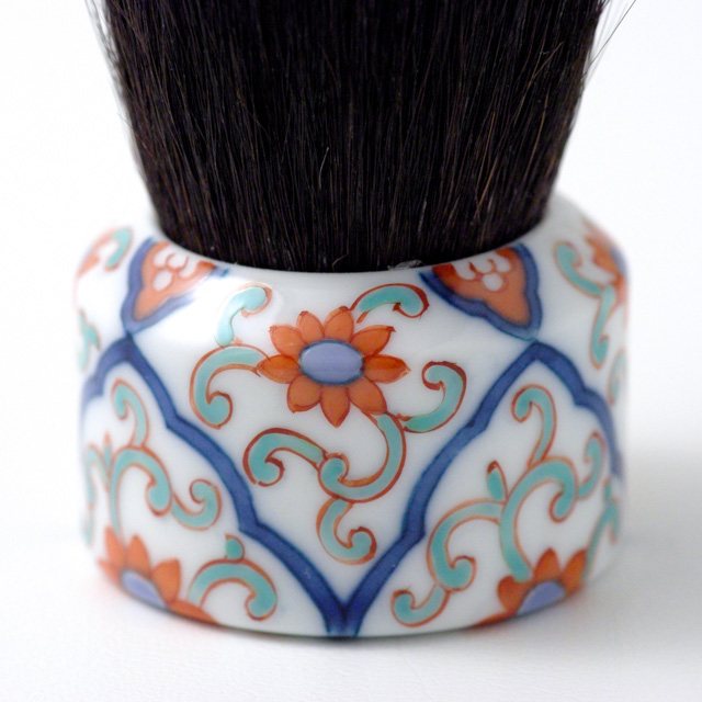 オリジナル商品 更紗唐花文 化粧筆 6.5cm QUSAVI Studio1156
