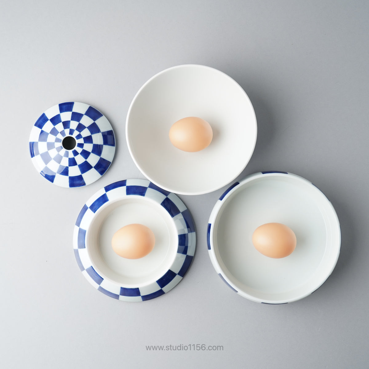 有田焼 珠型三段重 お重箱 16cm Riso Studio1156