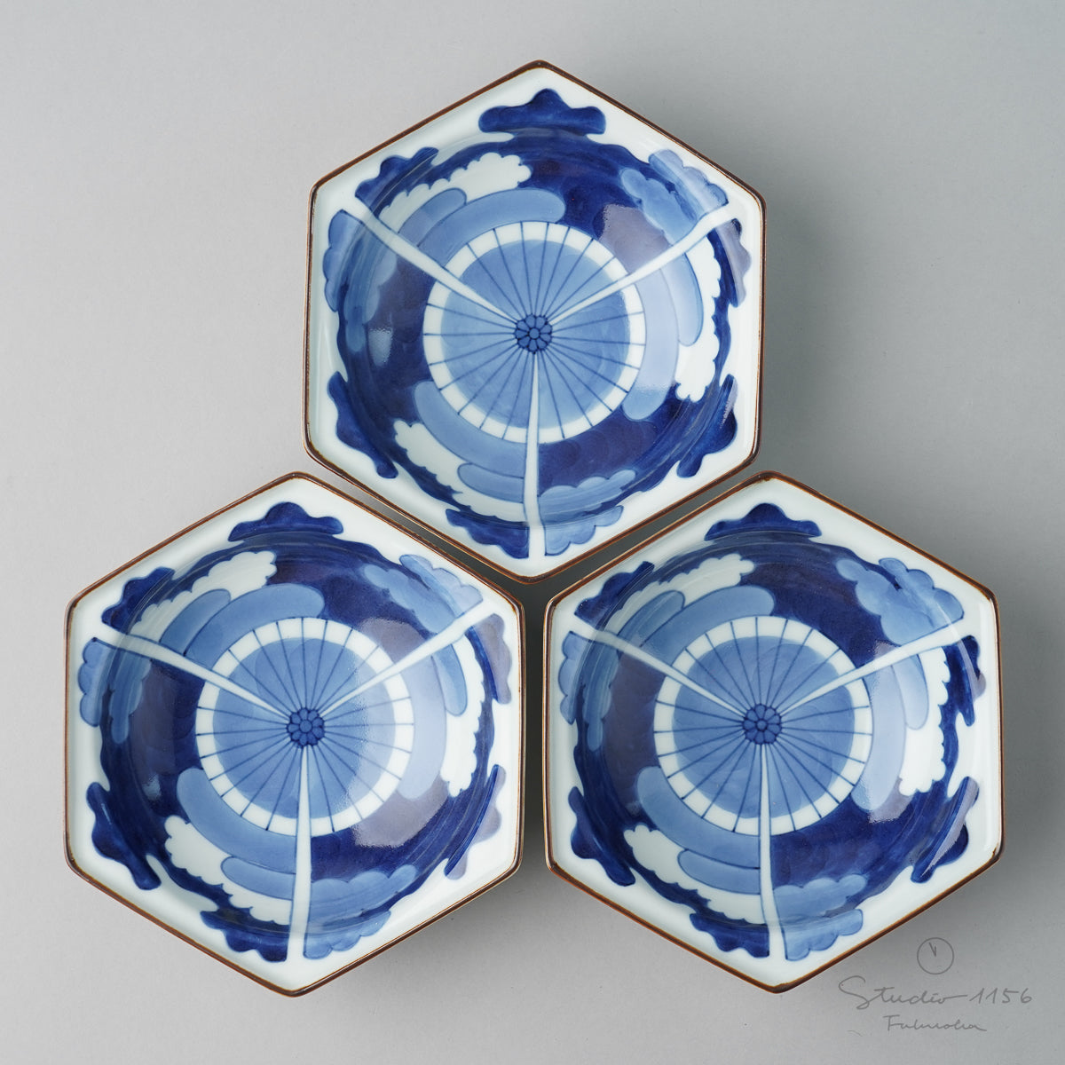有田焼 染付 傘絵六角鉢 15.5cm Riso Studio1156
