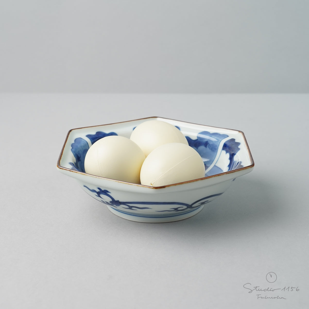 有田焼 染付 傘絵六角鉢 15.5cm Riso Studio1156