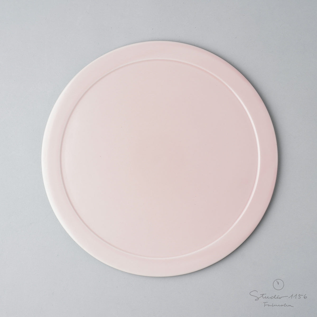 波佐見焼 フラットプレート w/ Rim 25.5cm AHJ ピンクマット ARITA HASAMI JAPAN Studio1156
