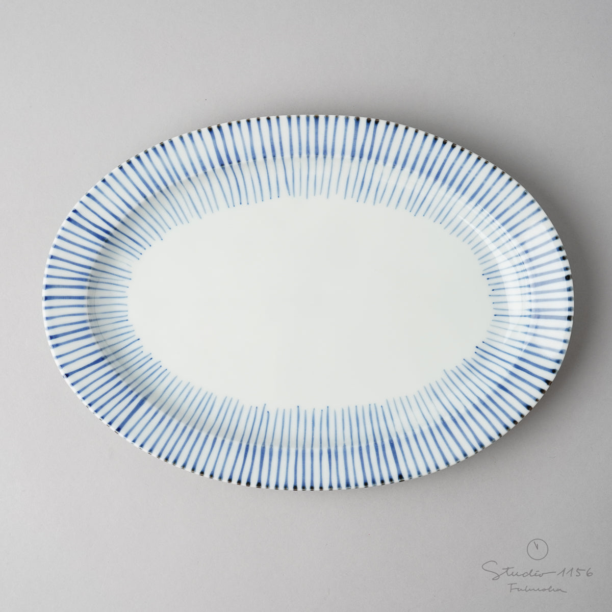 有田焼 オーバルプレート w/ Rim 27cm 染付呉須十草 Souta Studio1156