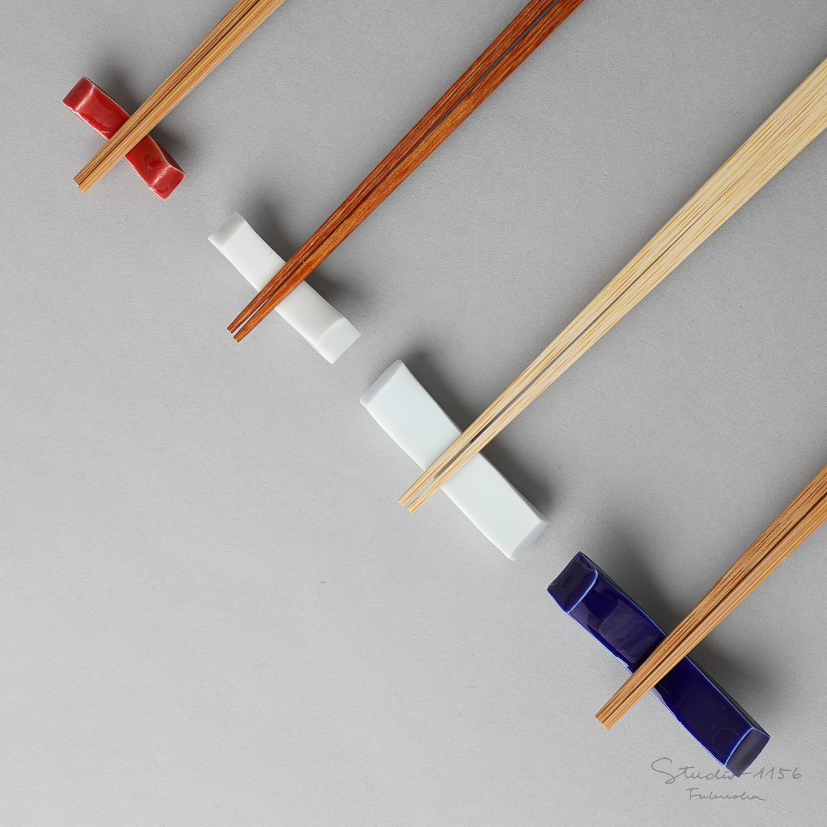 有田焼 反り型箸置き(L) 5.5cm Seitoen Studio1156