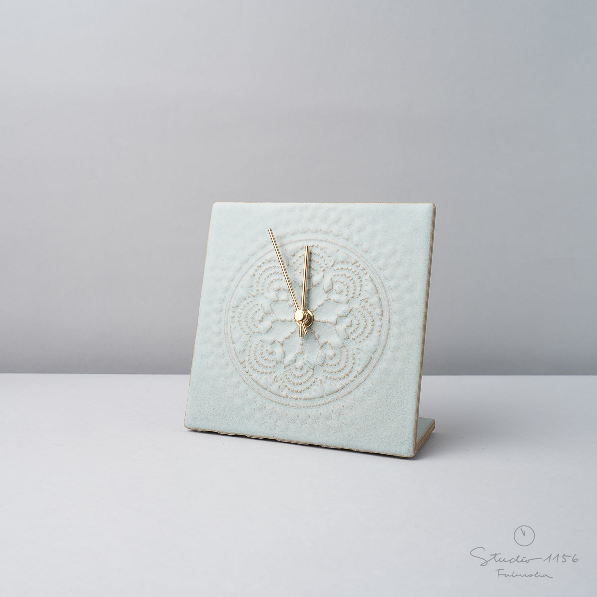 美濃焼 LACE TILE CLOCK 陶器時計 置き時計 電池付 グレー(LTC-2) SUGY Studio1156