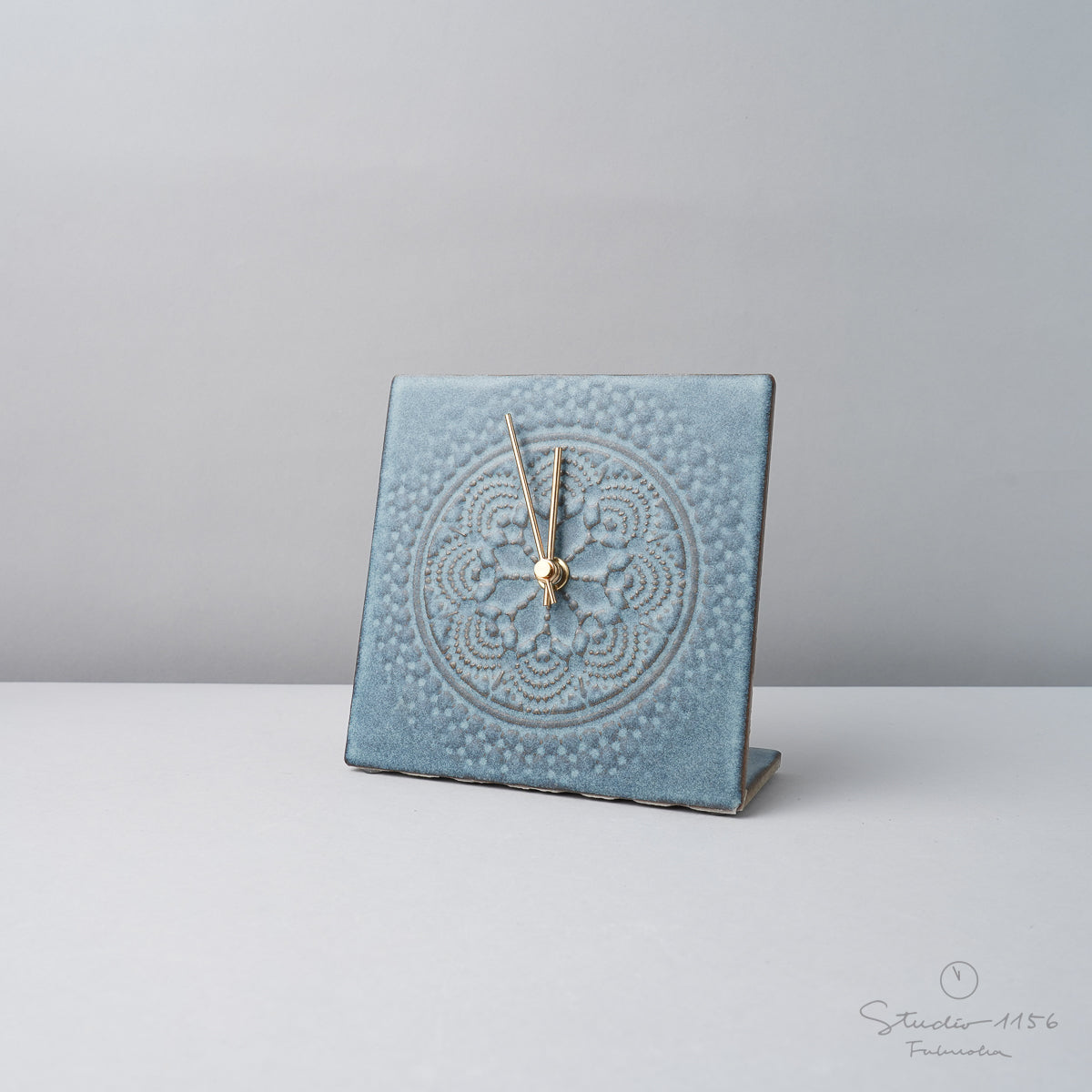美濃焼 LACE TILE CLOCK 陶器時計 置き時計 電池付 ブルー(LTC-3) SUGY Studio1156