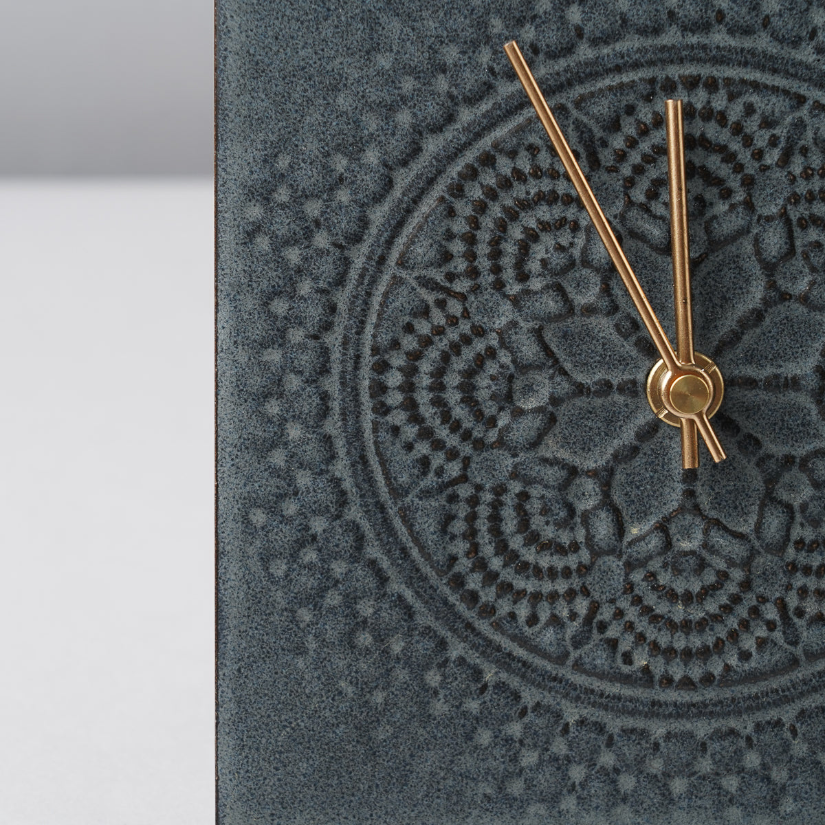 美濃焼 LACE TILE CLOCK 陶器時計 置き時計 電池付 SUGY Studio1156