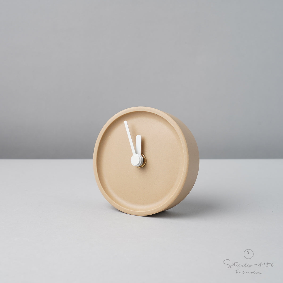 美濃焼 colon:natural 陶器時計 置き時計 電池付 だいだい(orange) SUGY Studio1156