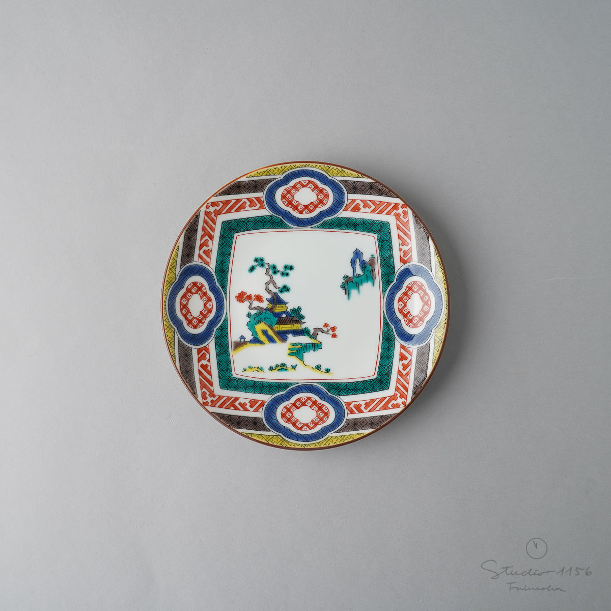 九谷焼 古九谷柄 五寸皿 15cm 木瓜ちらし山水図 Seikou Studio1156