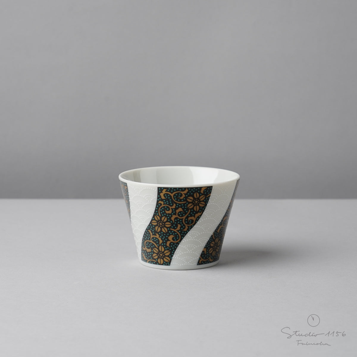 九谷焼 十趣杯 ぐい呑みカップ 150ml 青粒 Seikou Studio1156