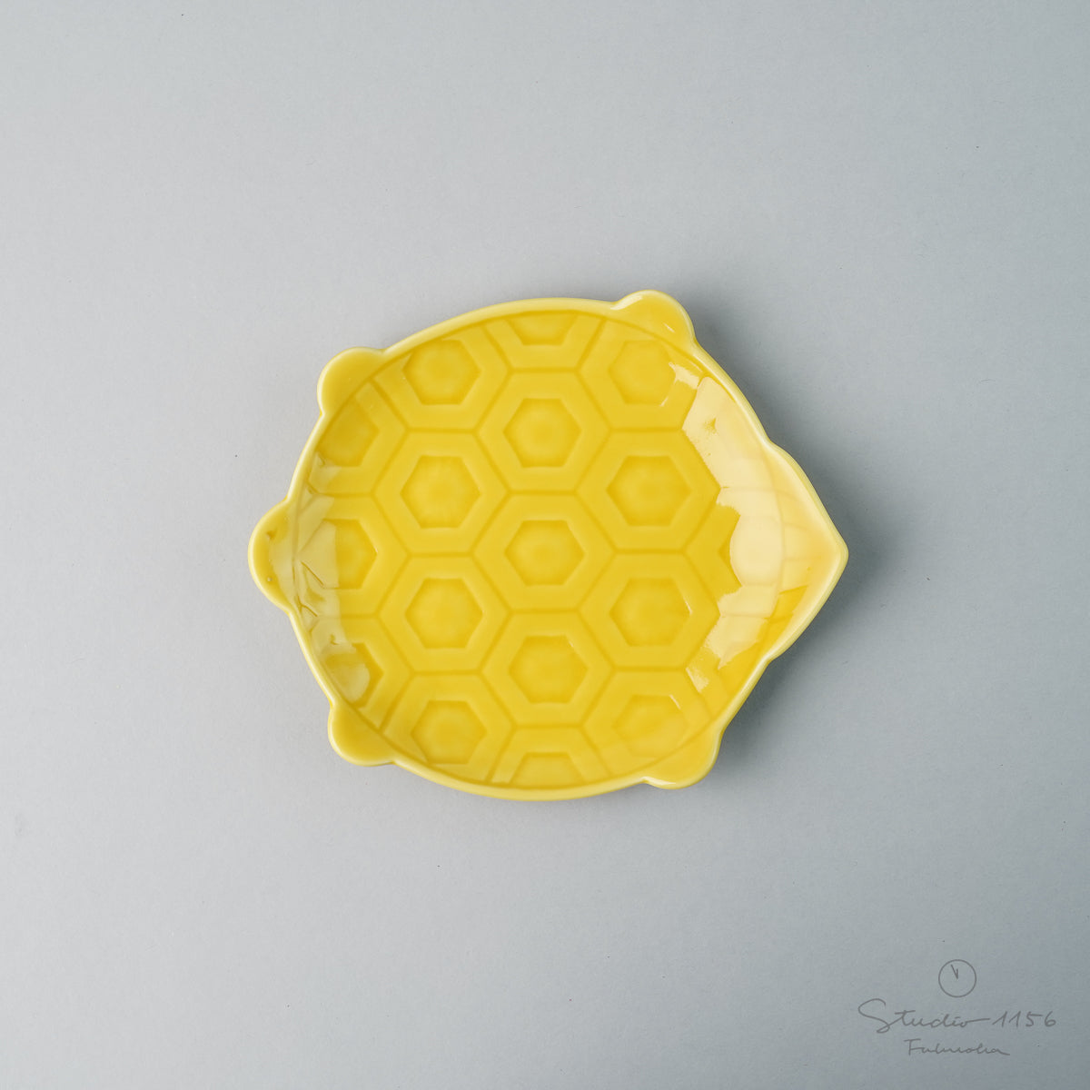伊万里焼 亀型小皿 14.5cm 山吹 Tamori Studio1156