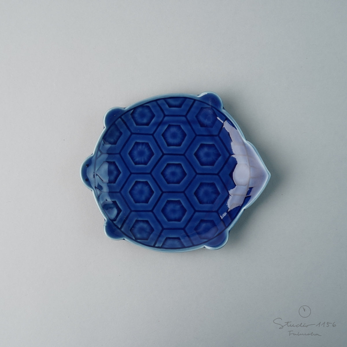 伊万里焼 亀型小皿 14.5cm 紺青 Tamori Studio1156