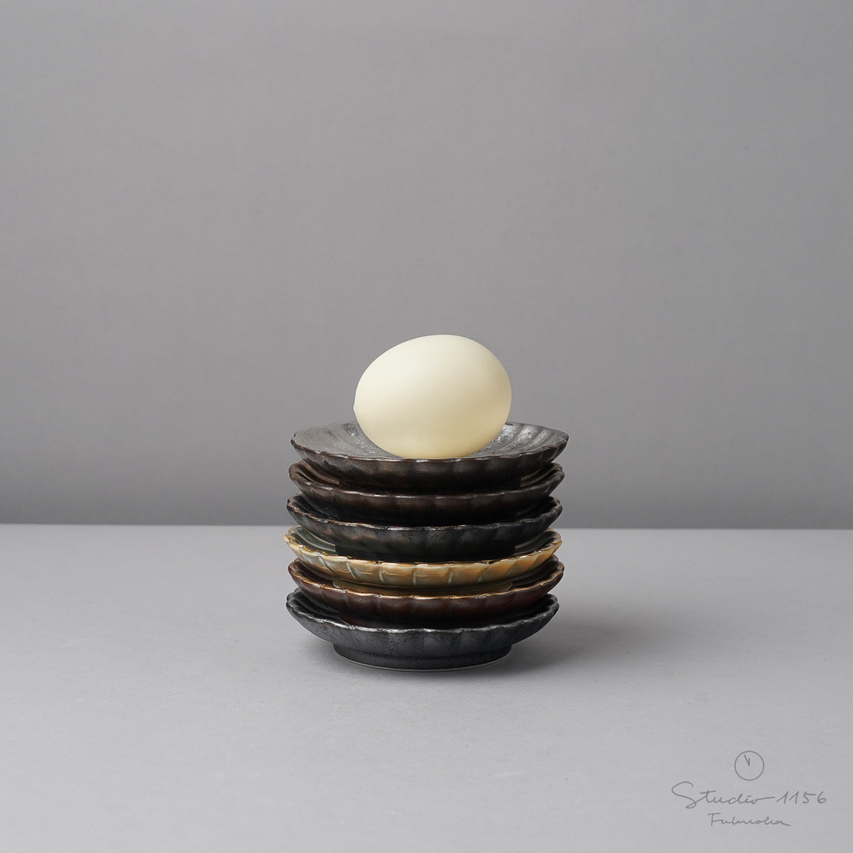 有田焼 菊型小皿 豆皿 9.5cm Touetsu Studio1156