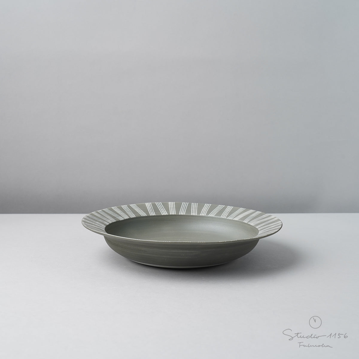 波佐見焼 シャビーシック カレーパスタプレート 22cm グレー Wazan Studio1156